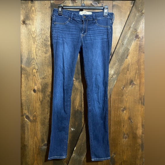 Hollister Denim - Hollister Jeans, Women’s 5 Regular W27/L29, light wear, smoke free home